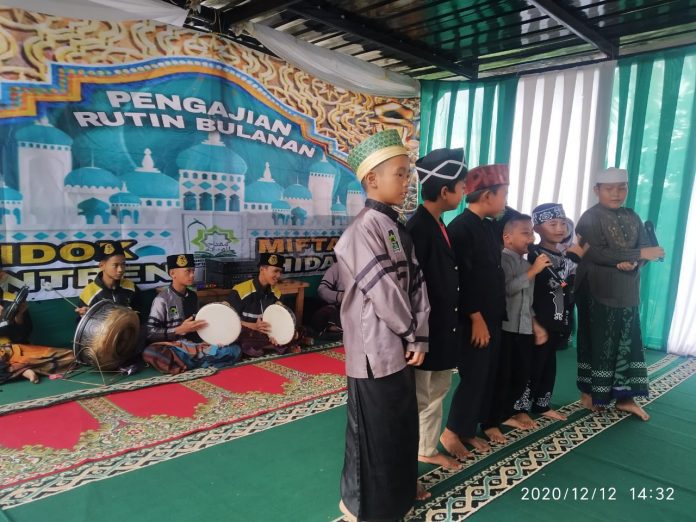 Pondok Pesantren MIFTAHUL HIDAYAH Menggelar Acara Tablig Akbar
