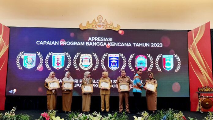 Apresiasi Capaian Bangga Program Kencana Tahun 2023 Pemkab Lamtim Meraih Harapan III Terbaik