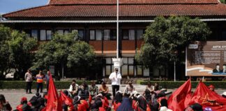 Hari Buruh Internasional Jadi Momentum Aspirasi Para Pekerja/Buruh Dalam Audiensi dengan Bupati Garut