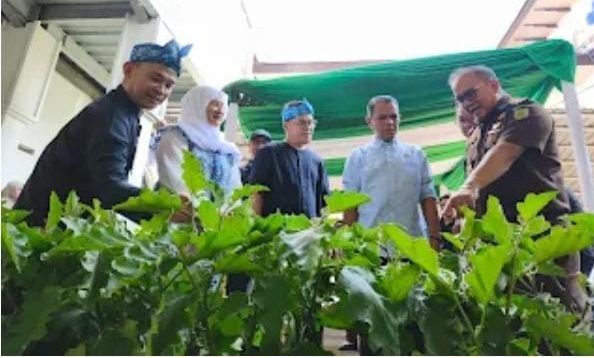 DKPP dan Kejari Kota Bandung Sinergi Kembangkan Buruan SAE Lewat Program Adhyaksa Pangan
